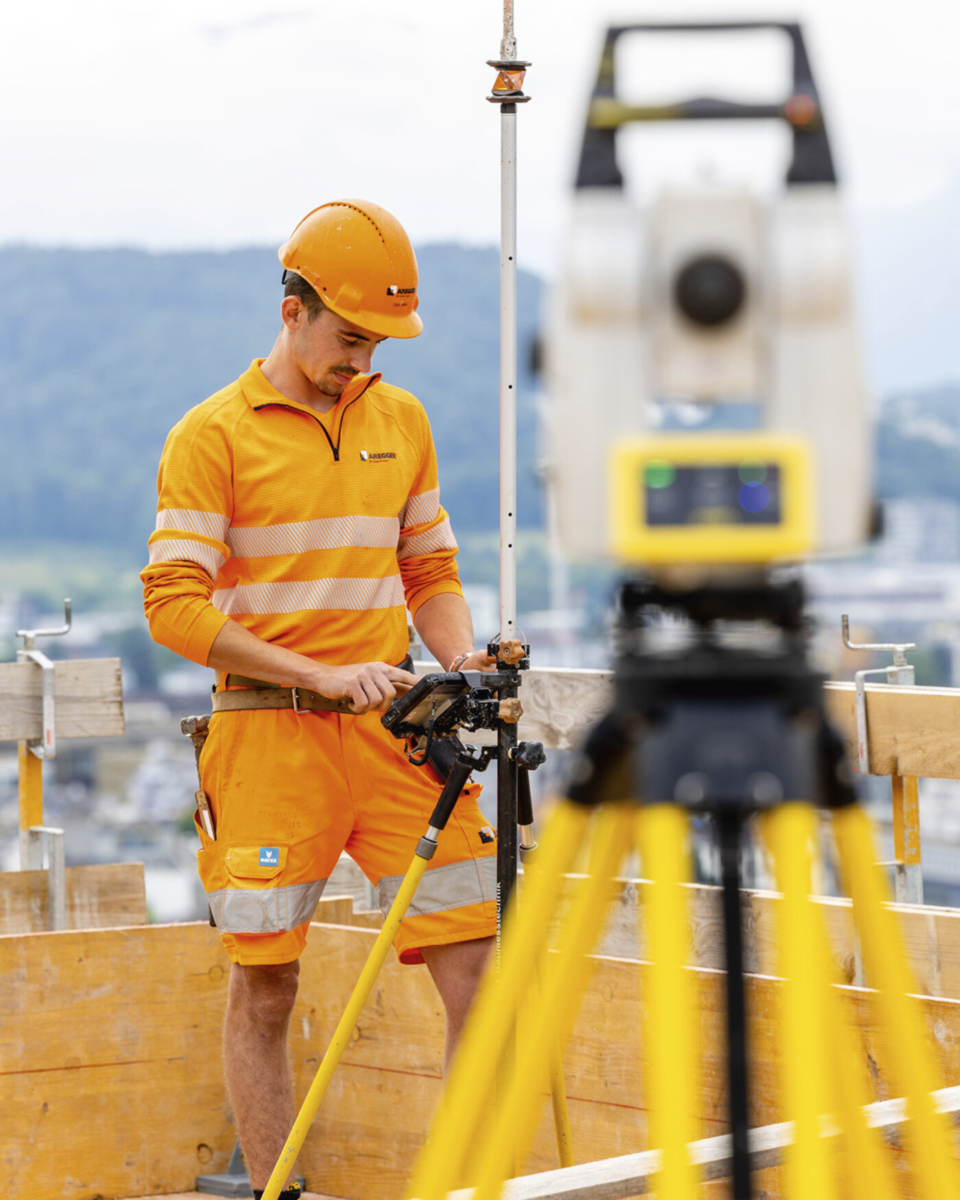 Aregger Hochbau Hero Mobile 02