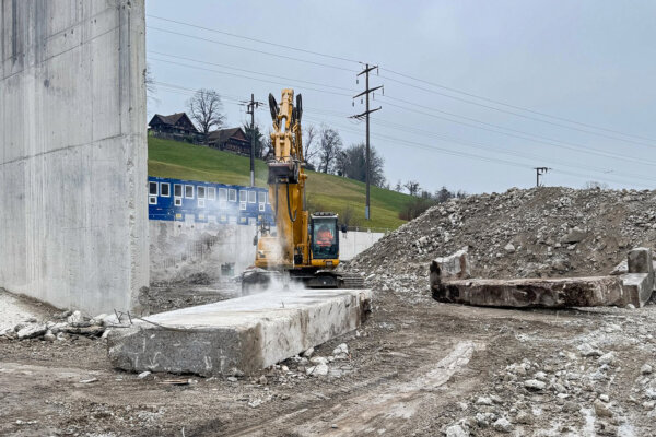 Aregger Hochbau Menznau Neubau Swiss Krono 15