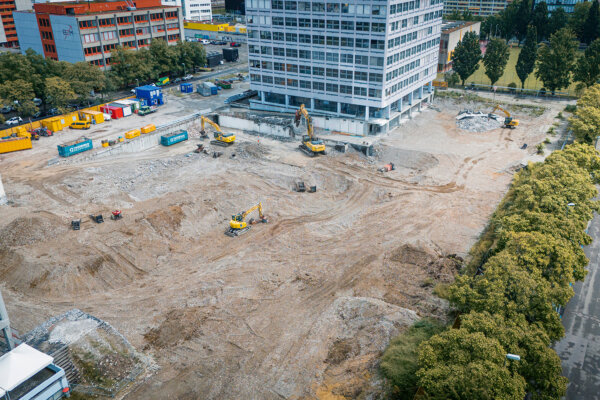 Aregger Rueckbau Kamin Muttenz BBZ Campus Polyfeld 05