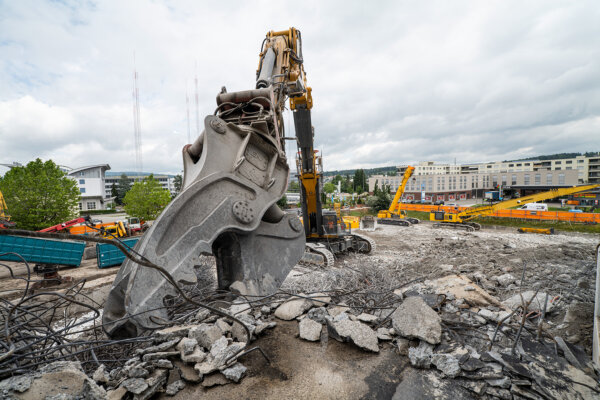 Aregger Rueckbau Regensdorf Althardstrasse 01