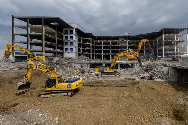 Aregger Rueckbau Referenzen embrach embraport 08