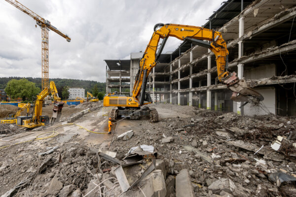 Aregger Rueckbau Rueckbau Demontage 02