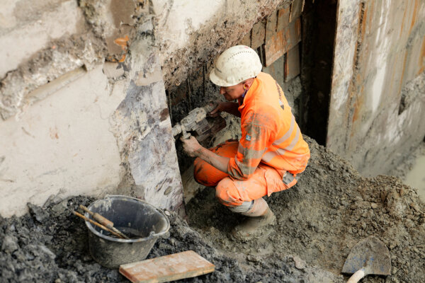 Aregger Tiefbau Luzern Garage LUEG Aushub 03