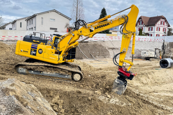 Aregger Tiefbau oberkirch aushub feld 03