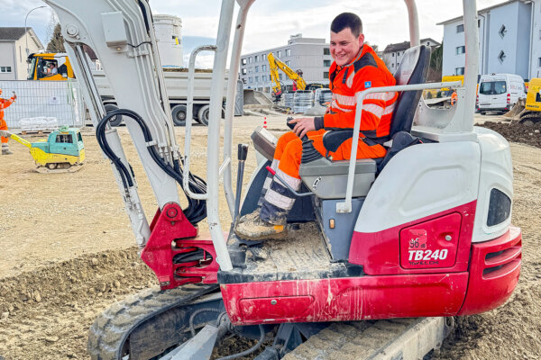 Aregger Tiefbau oberkirch aushub feld 05