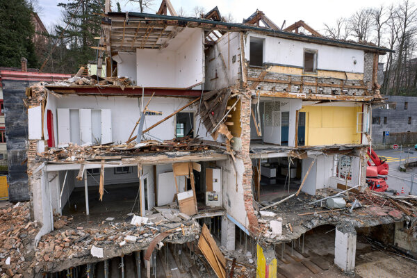 Aregger News Industriestrasse Luzern 06