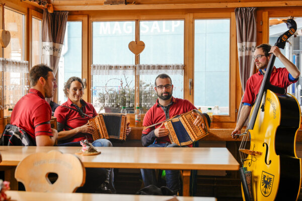 Aregger News Skitag 13