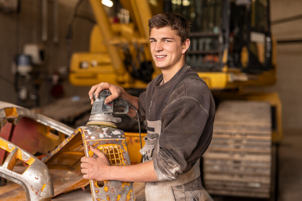 Aregger News Absolventen LAP 2025 02