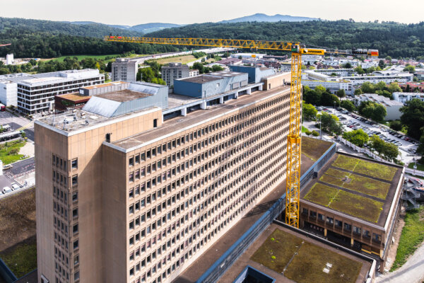 Aregger News Kranmontage Baden Kantonsspital 03