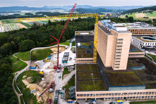 Aregger News Kranmontage Baden Kantonsspital 10