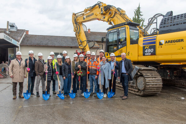 Aregger News Feld Oberkirch Spatenstich 01