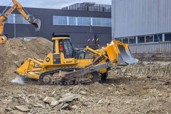Aregger News TB Dozer Camion Transport Rothenburg 03