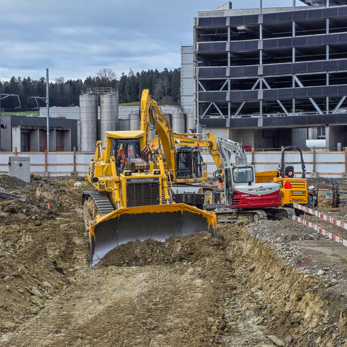 Aregger News TB Dozer Camion Transport Rothenburg 01