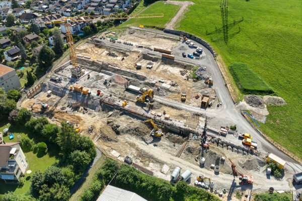 Aregger News Hengstacker Root 02